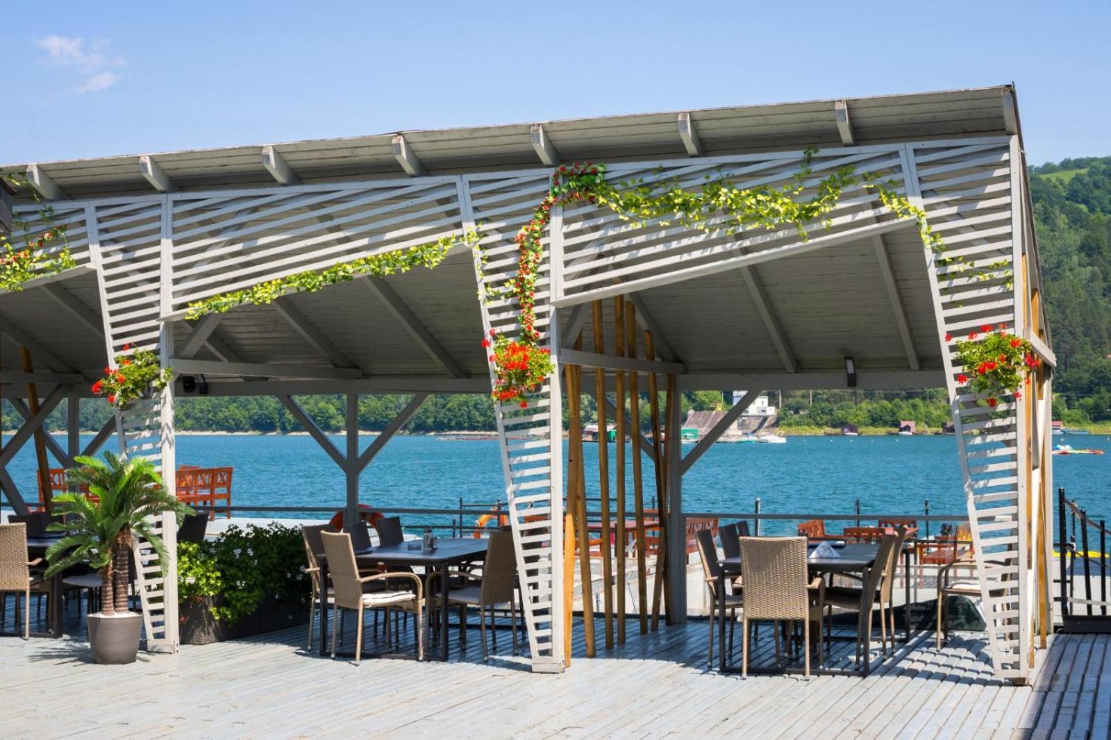 Hotel Pescarus Port Bicaz Ngoại thất bức ảnh