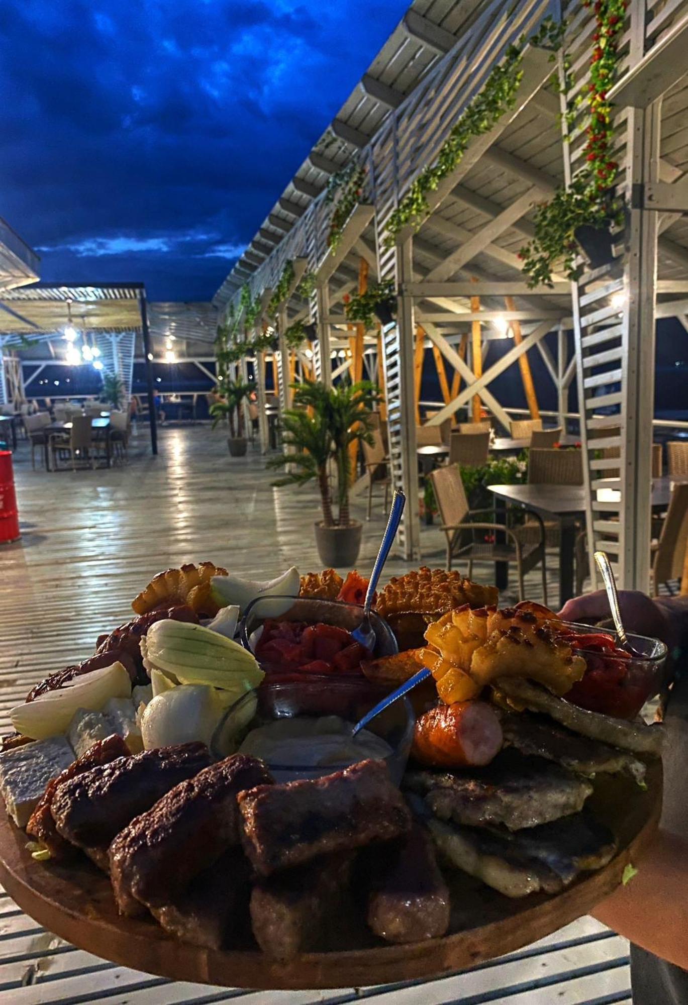 Hotel Pescarus Port Bicaz Ngoại thất bức ảnh